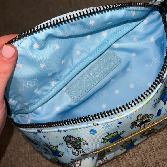 Buzz stoney clover fanny pack - Picture 2 of 2